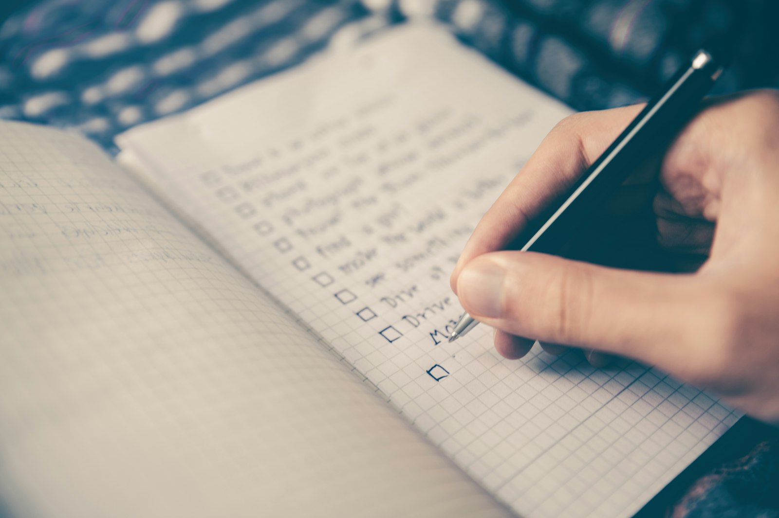 A Practical Guide to Planning Balanced Meals: Weekly Templates and Strategy